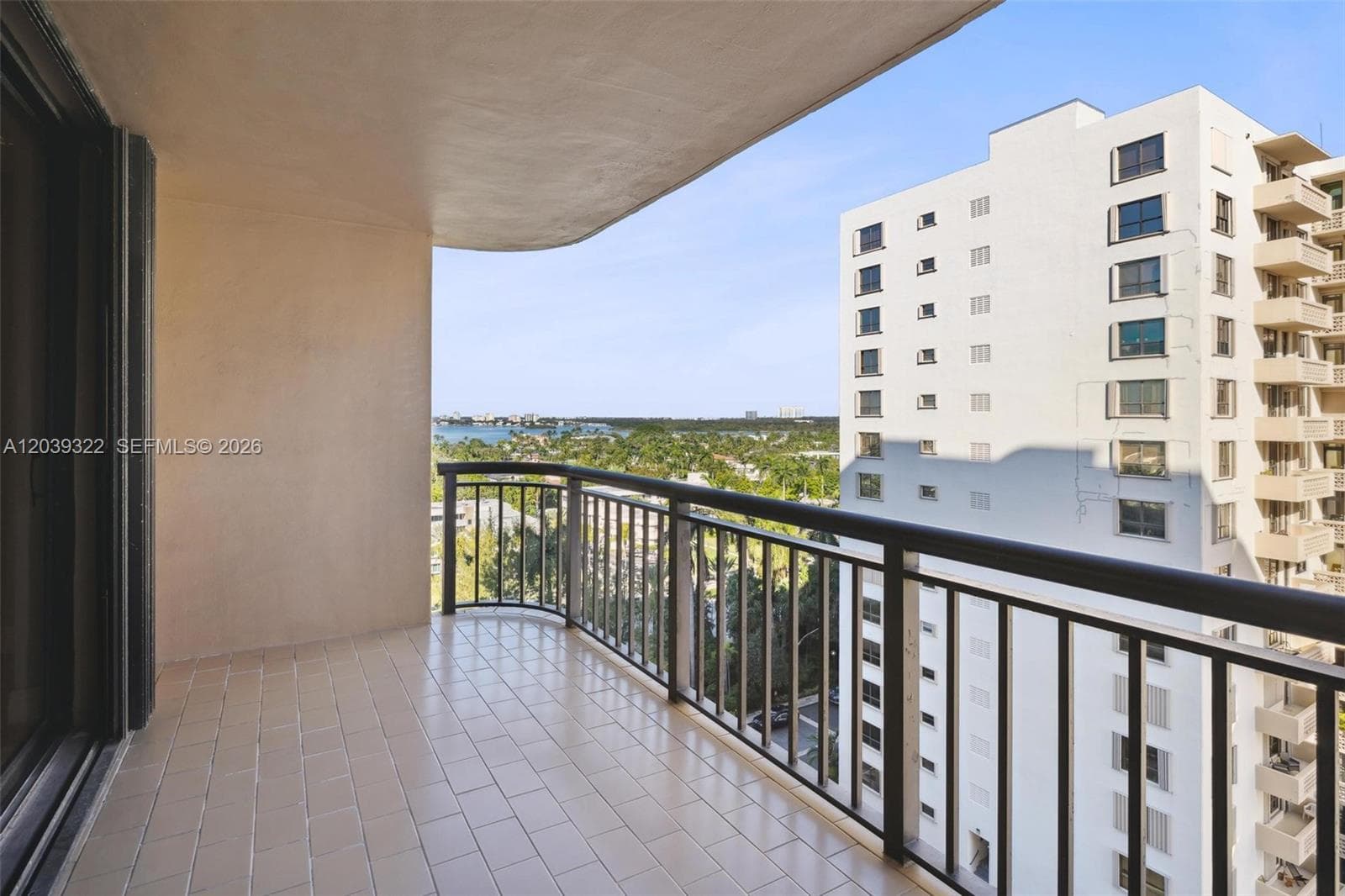10175 Collins Ave 907 photo 20