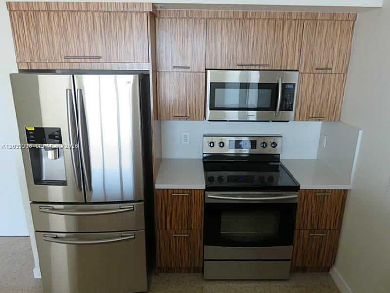 325 S BISCAYNE BLVD 4122 photo 9