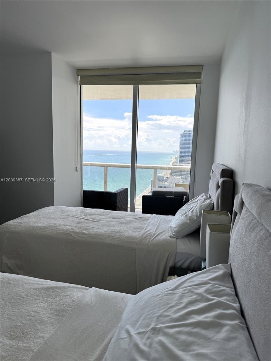 1830 S Ocean Dr 3303 photo 14
