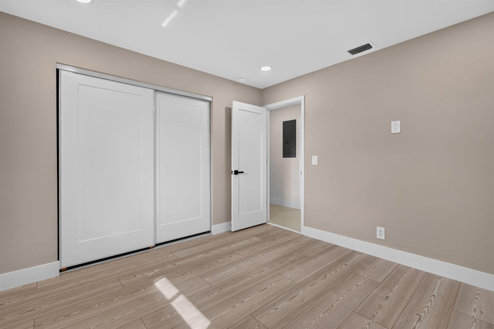 1803 Juno Isles Boulevard photo 19