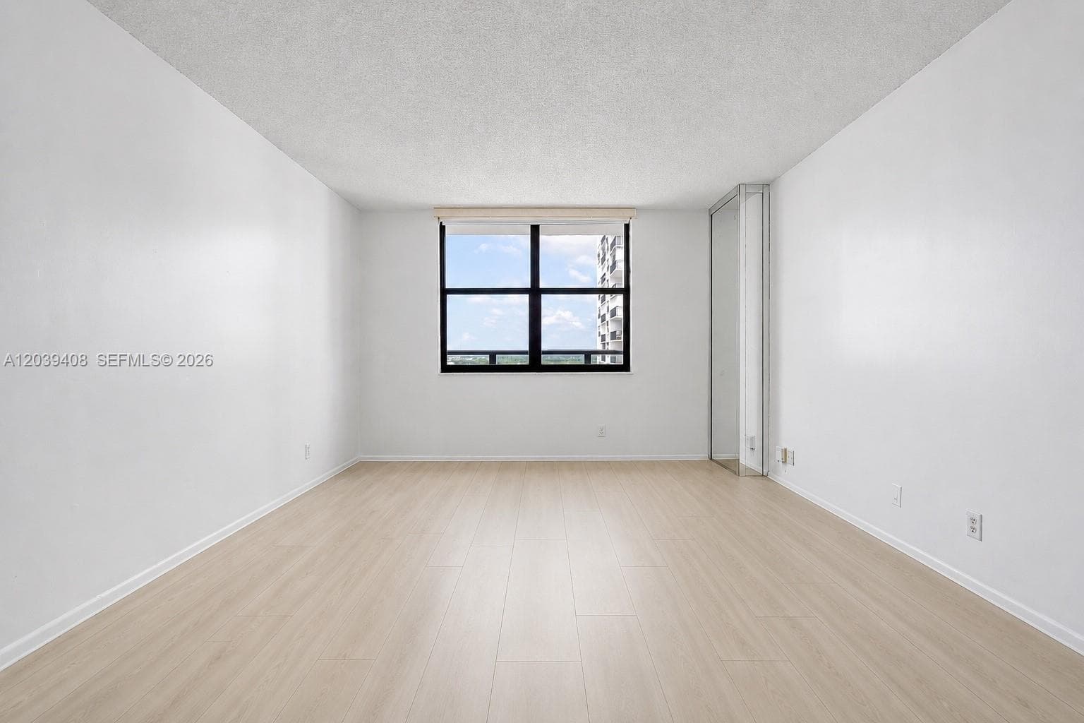 2301 S Ocean Dr 1406 photo 12