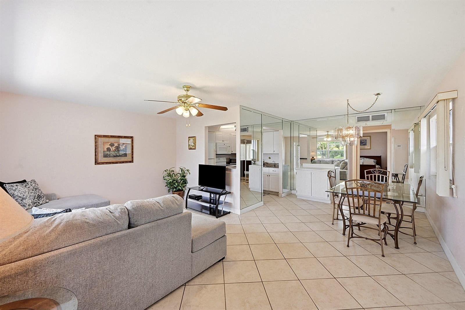 383 Saxony Lane H photo 5