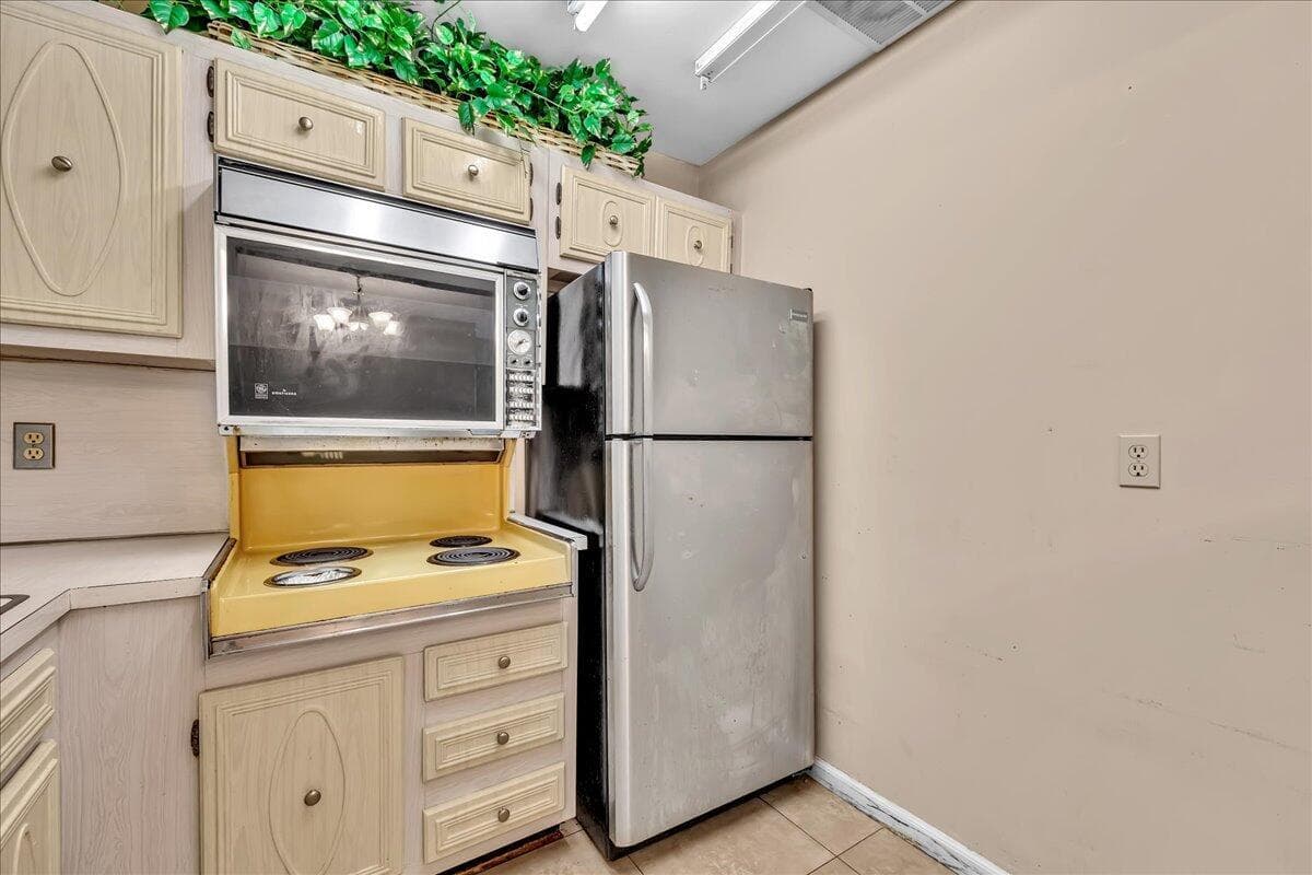 180 Cypress Club Drive 816 photo 23