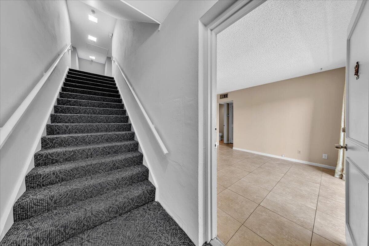 180 Cypress Club Drive 816 photo 5