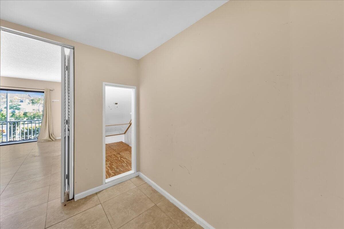 180 Cypress Club Drive 816 photo 19