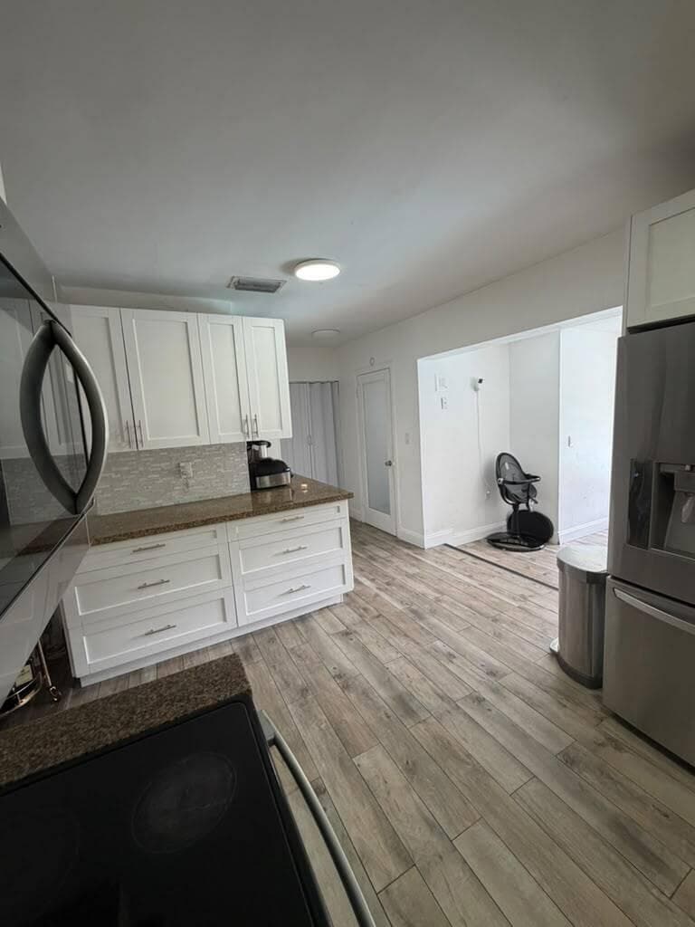 2635 Liberty Street photo 6