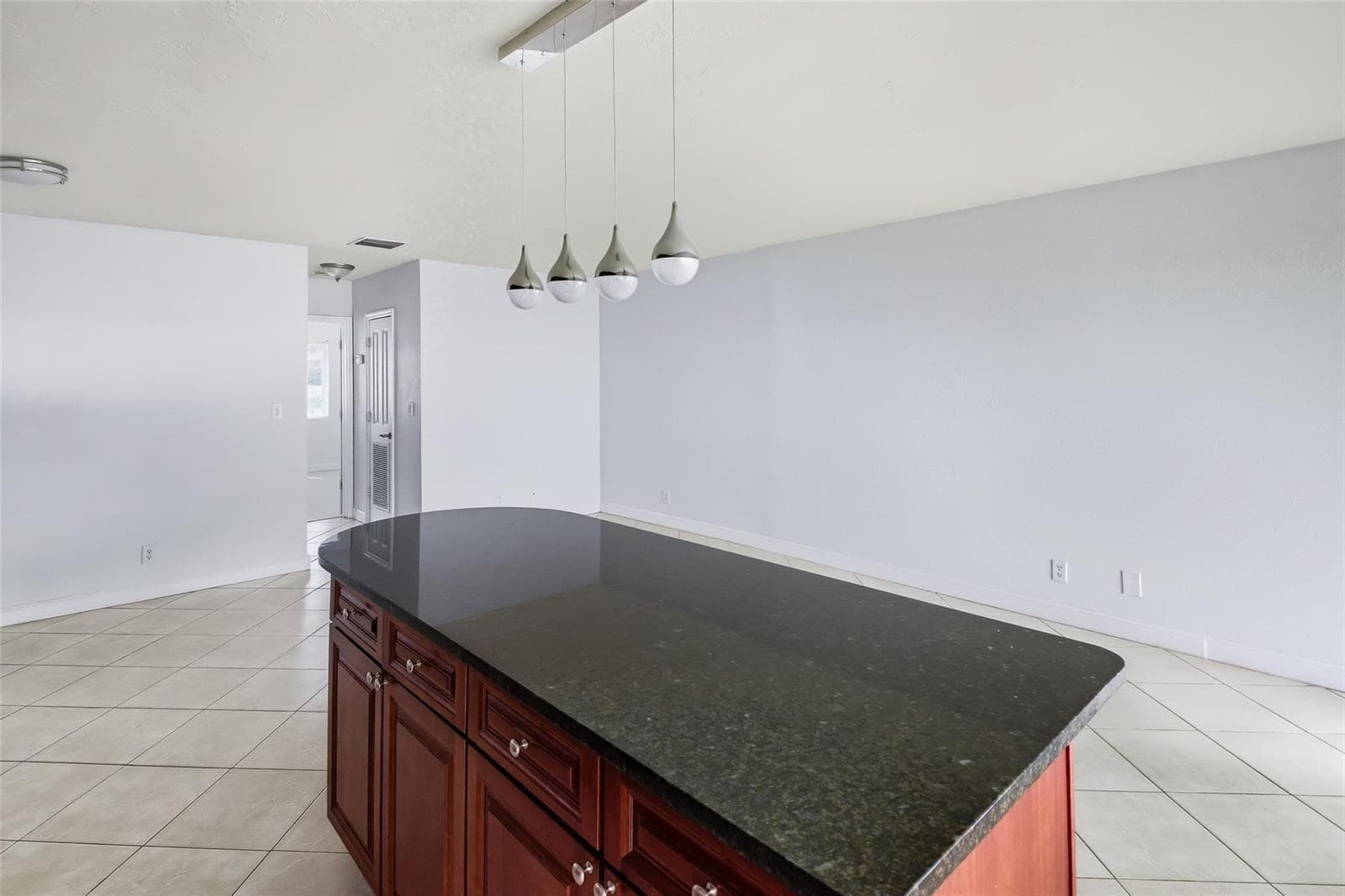 2881 NE 32nd Street 119 photo 19