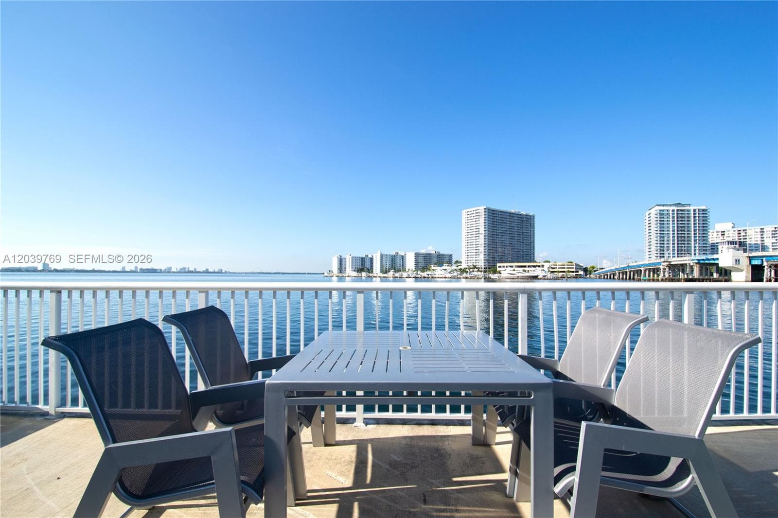 2016 Bay Dr 201 photo 21