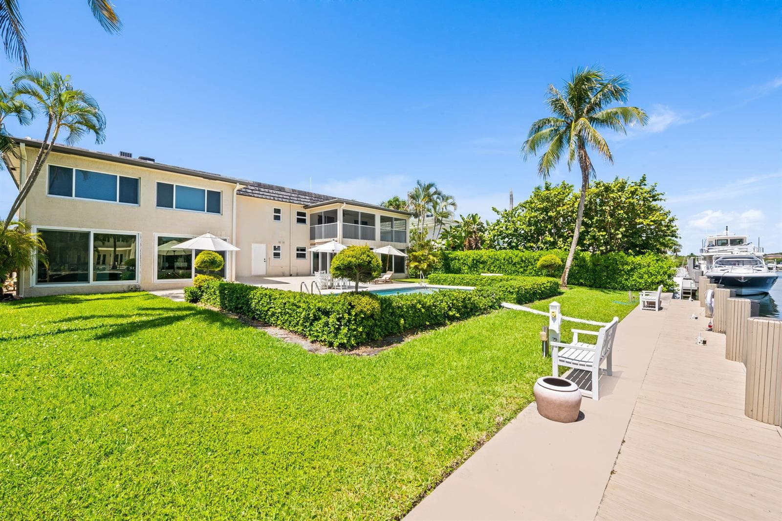 1105 Bel Air Drive C photo 24