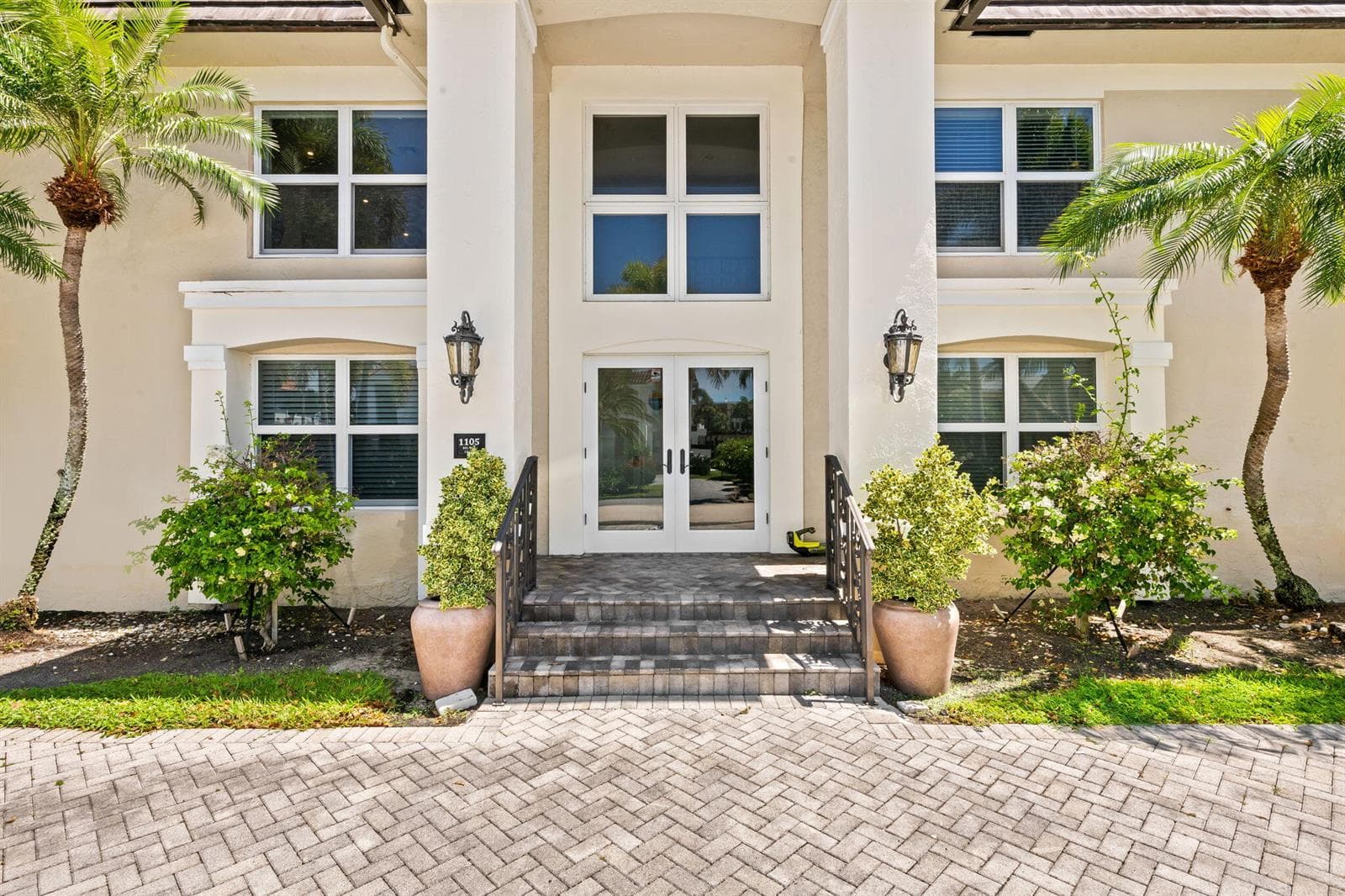 1105 Bel Air Drive C photo 25