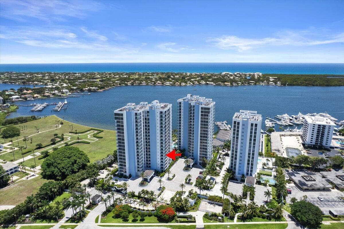 1 Water Club Way 604 photo 2
