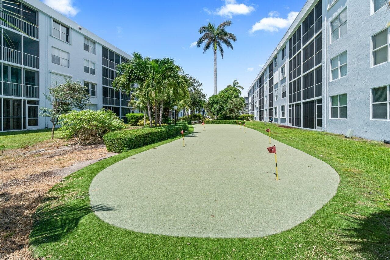 2016 S Federal Highway 105 photo 14