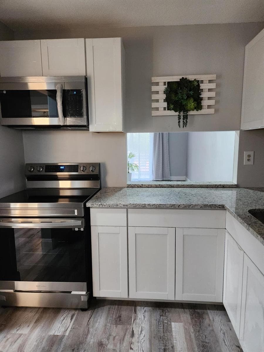 2606 Garden Drive S 304 photo 10