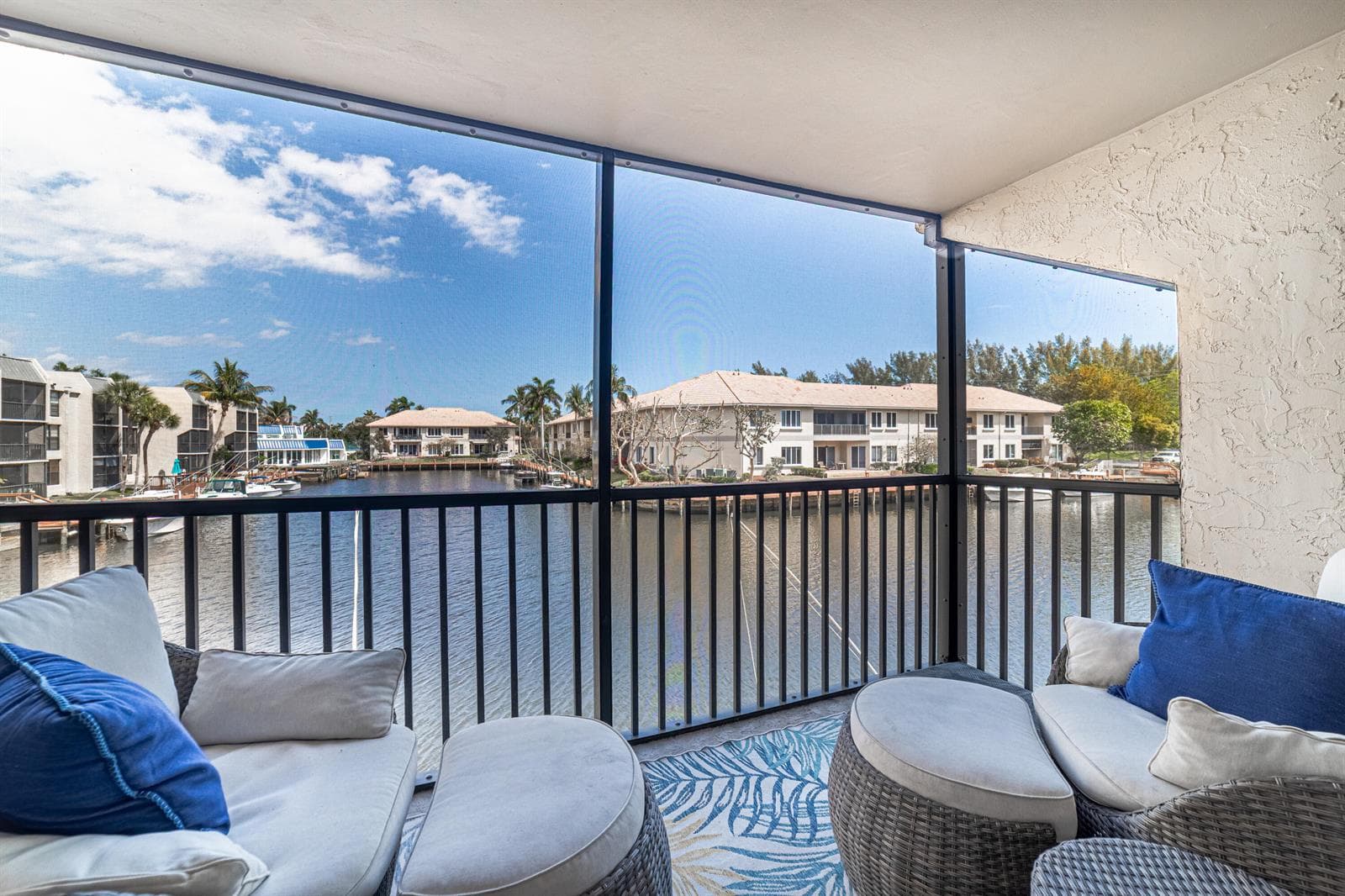 6 Royal Palm Way 211 photo 2
