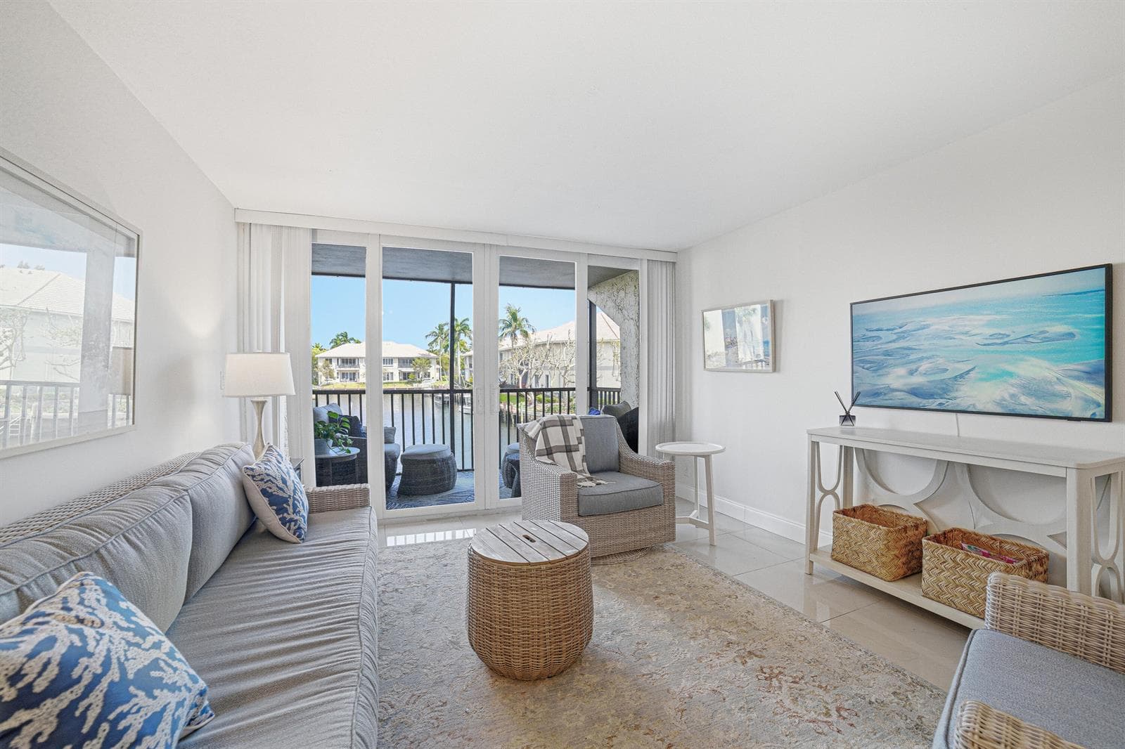 6 Royal Palm Way 211 photo 6