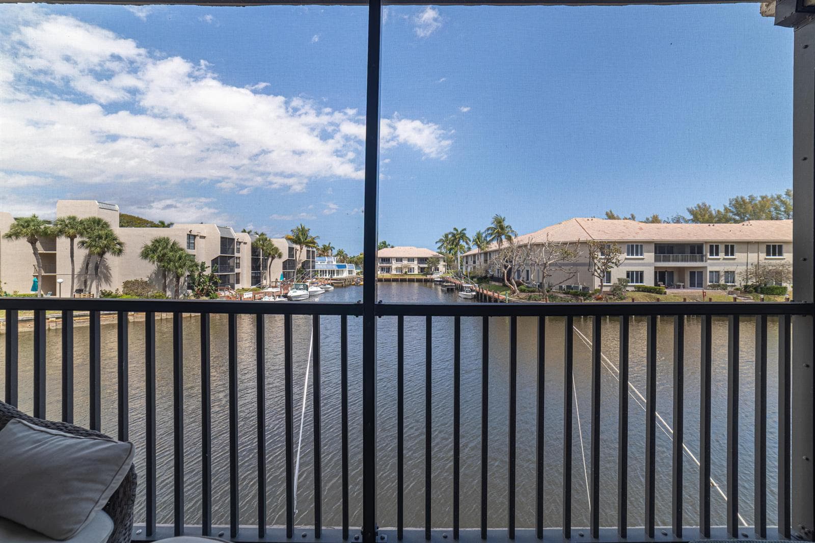 6 Royal Palm Way 211 photo 3