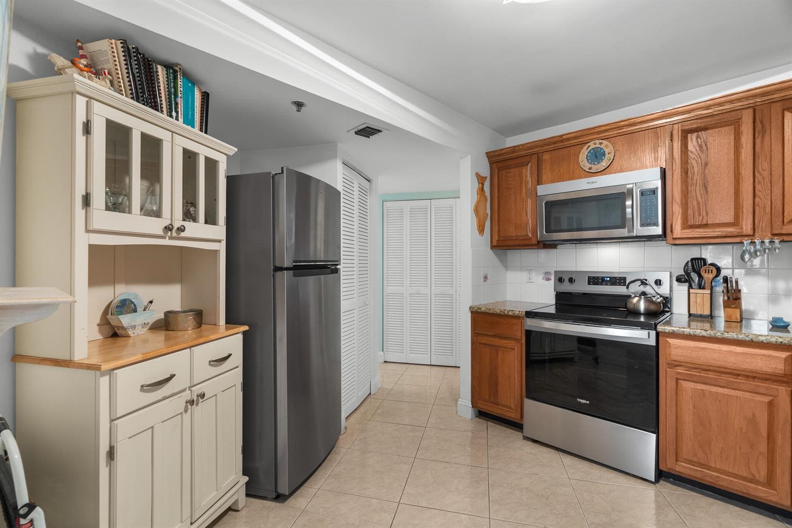 1361 S Ocean Boulevard 303 photo 5