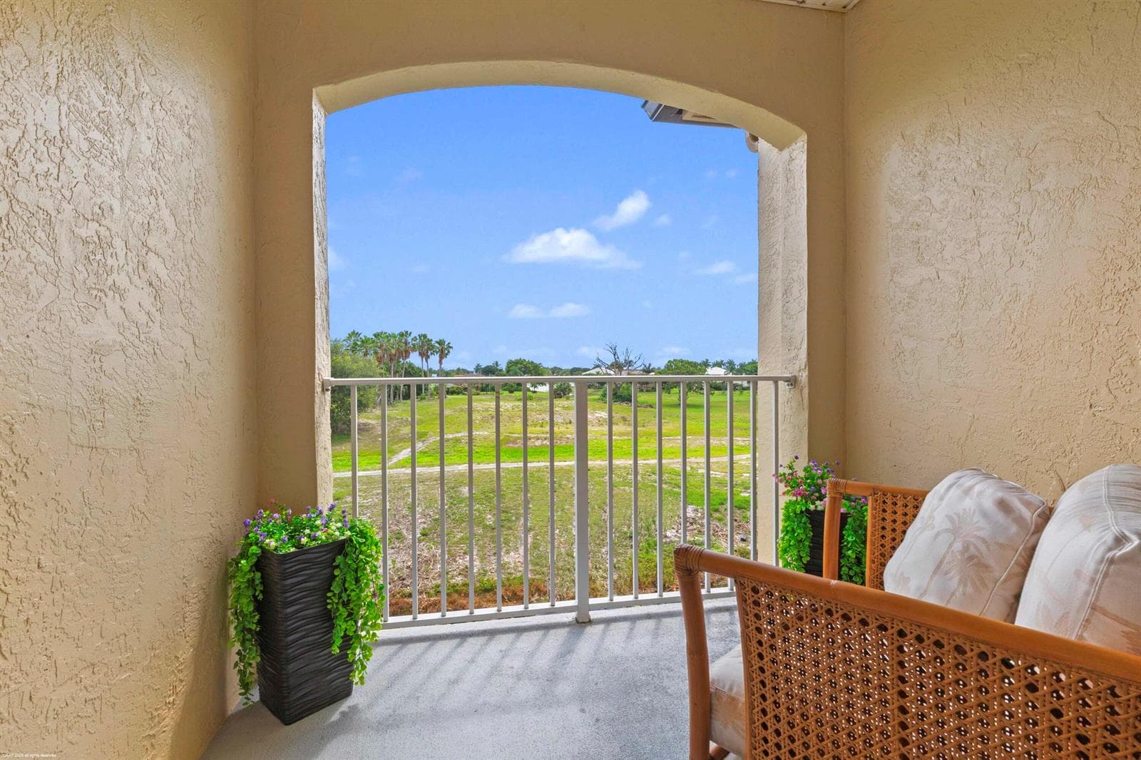 2060 Greenview Shores Boulevard 318 photo 5