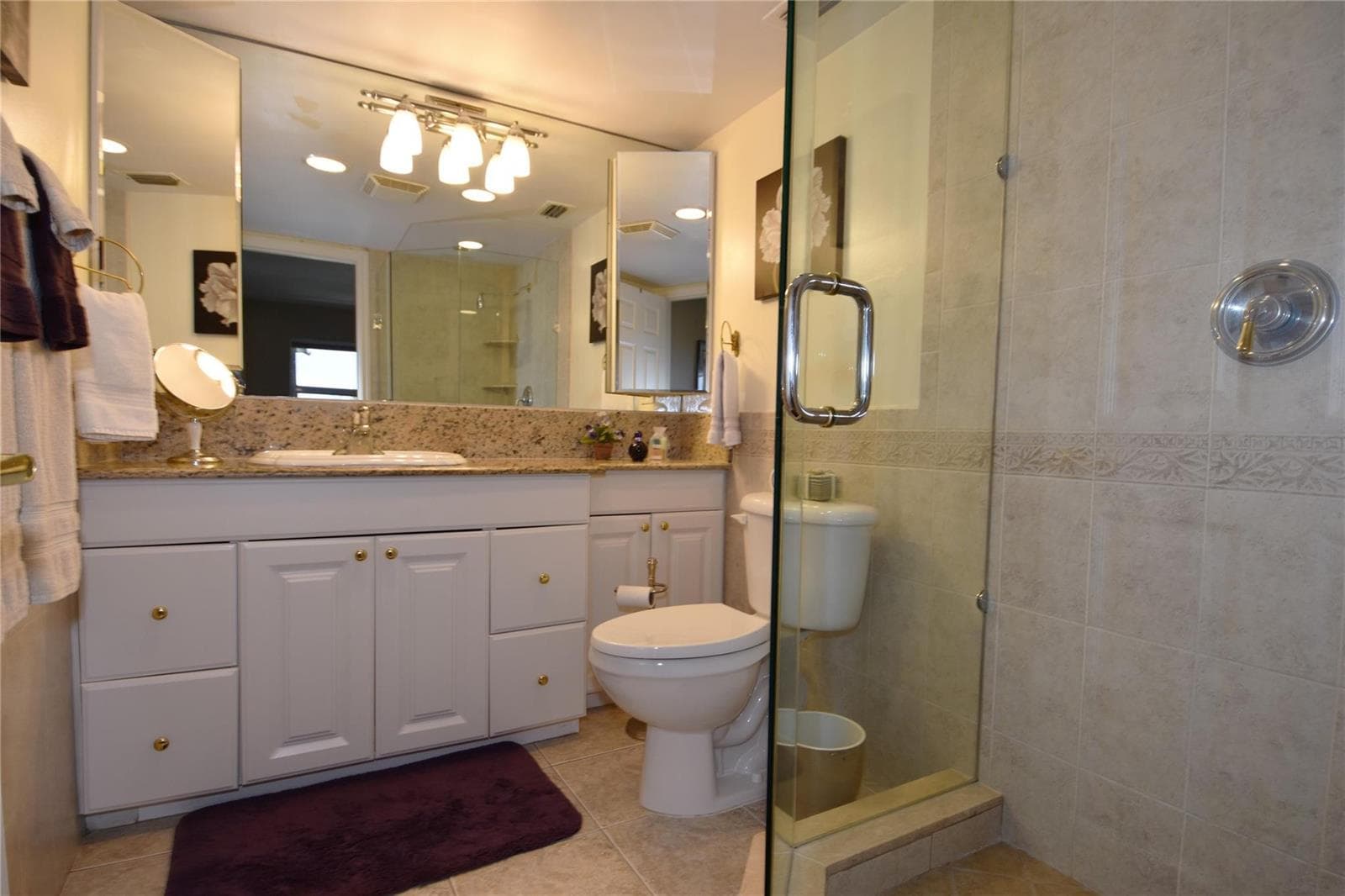 3111 NE 51st Street 405c photo 22