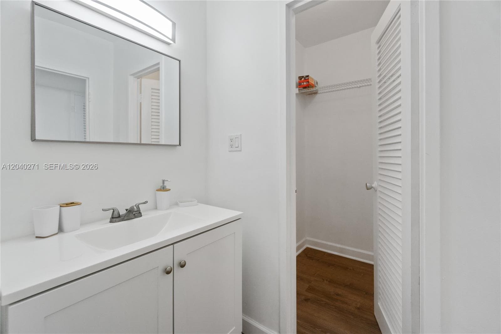 100 Lincoln Rd 538 photo 12