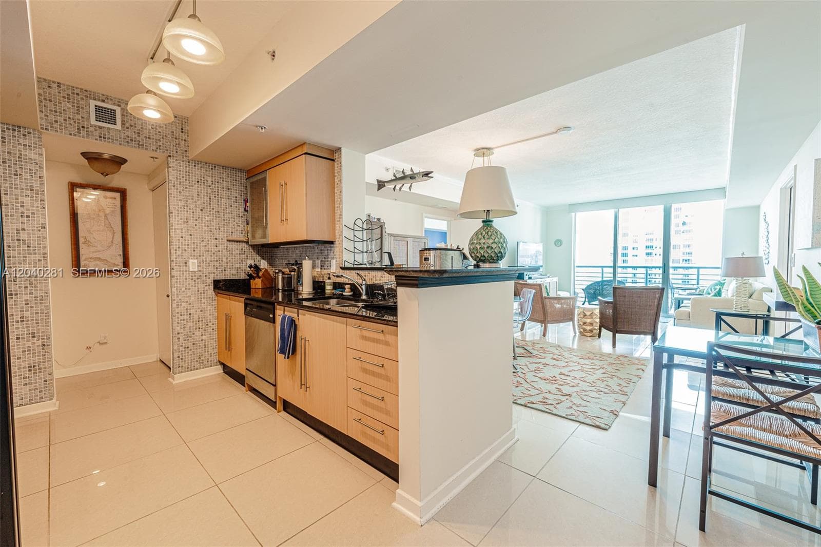 325 S Biscayne Blvd 3821 photo 6