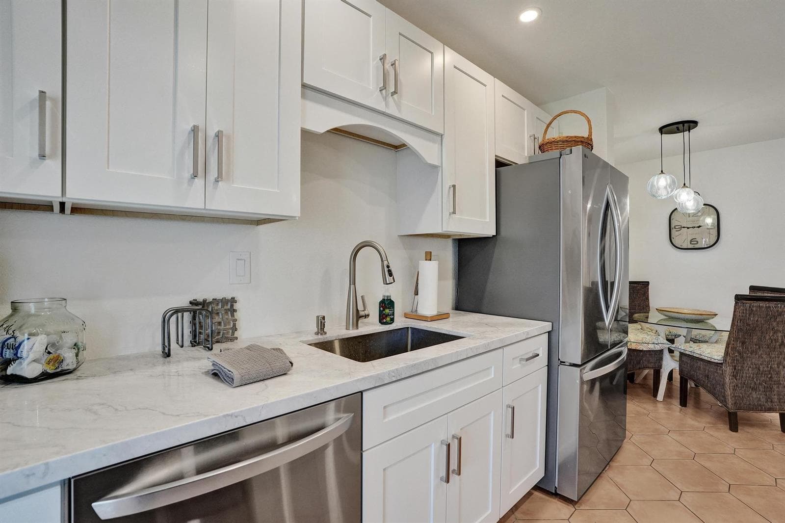 2866 NE 30th Street 4 photo 17