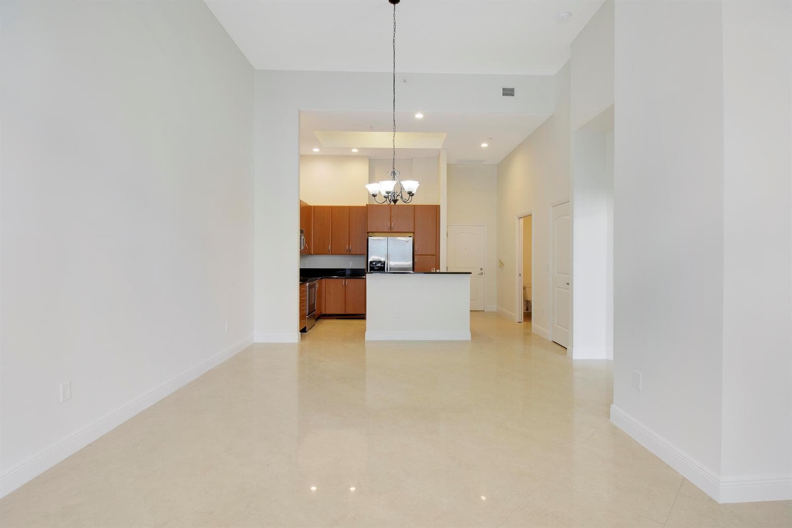 701 S Olive Avenue 316 photo 14