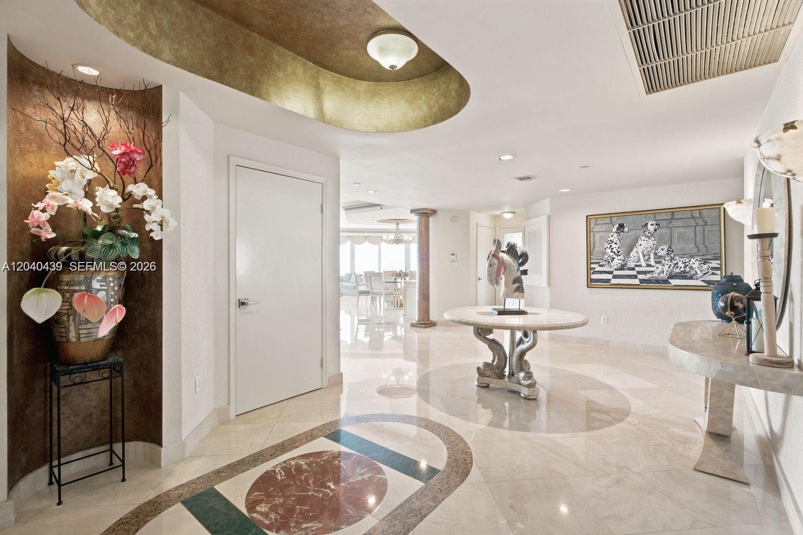 16445 Collins Ave OS21/26(11B) photo 4