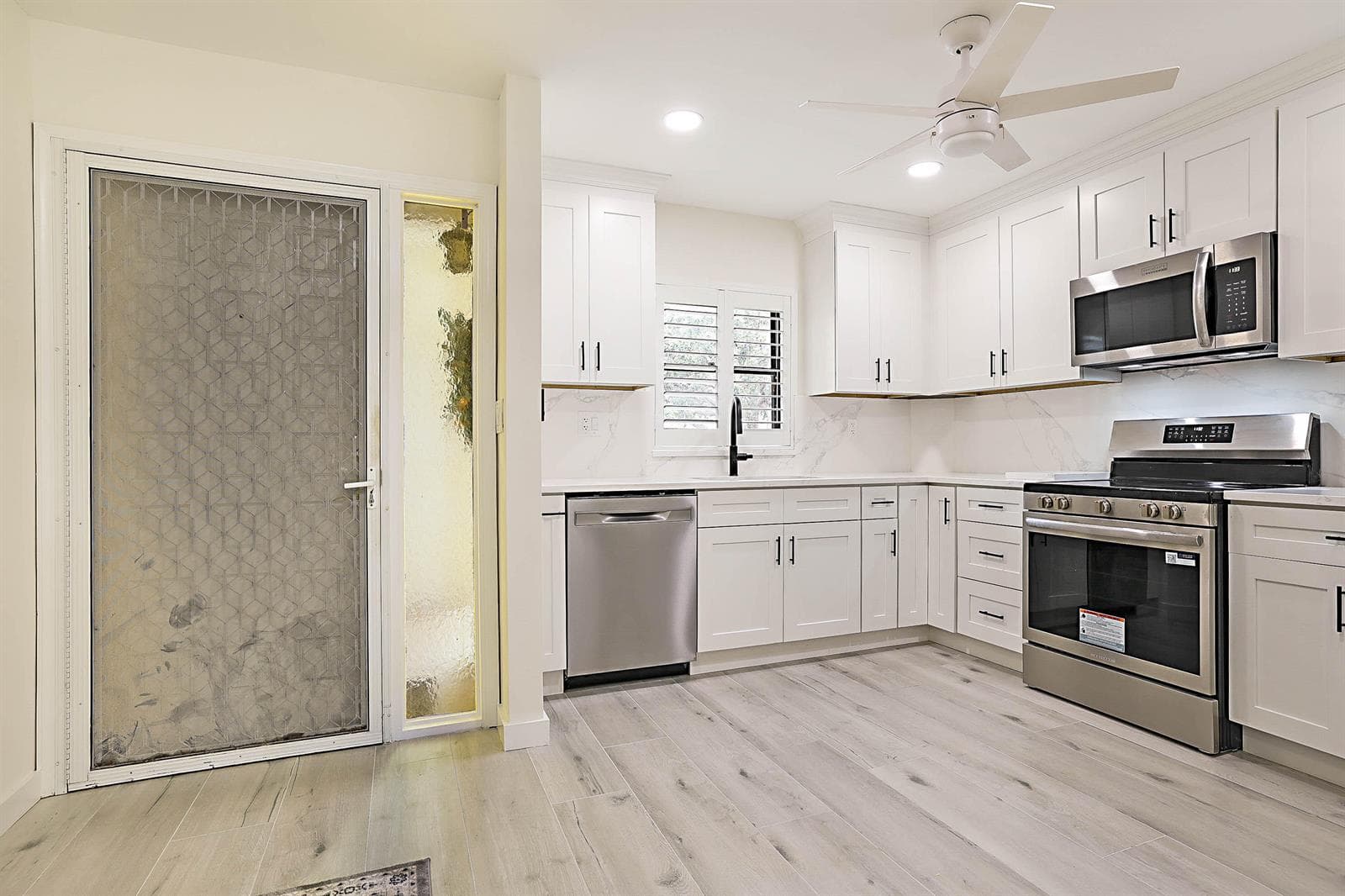 300 Intracoastal Place 203 photo 10