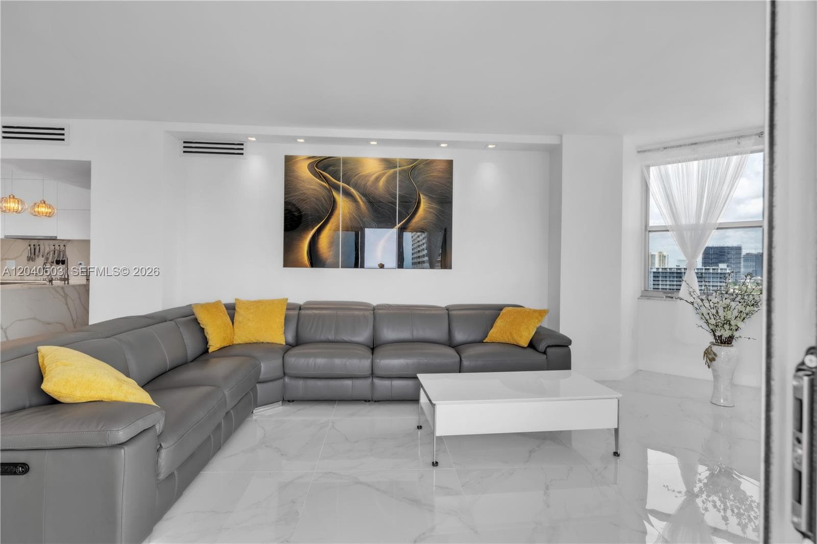 1965 S Ocean Dr 14F(availabale now) photo 3