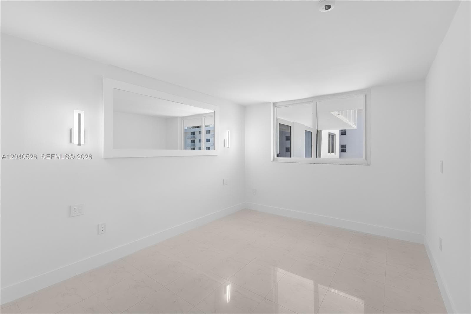 345 Ocean Dr 924 photo 13