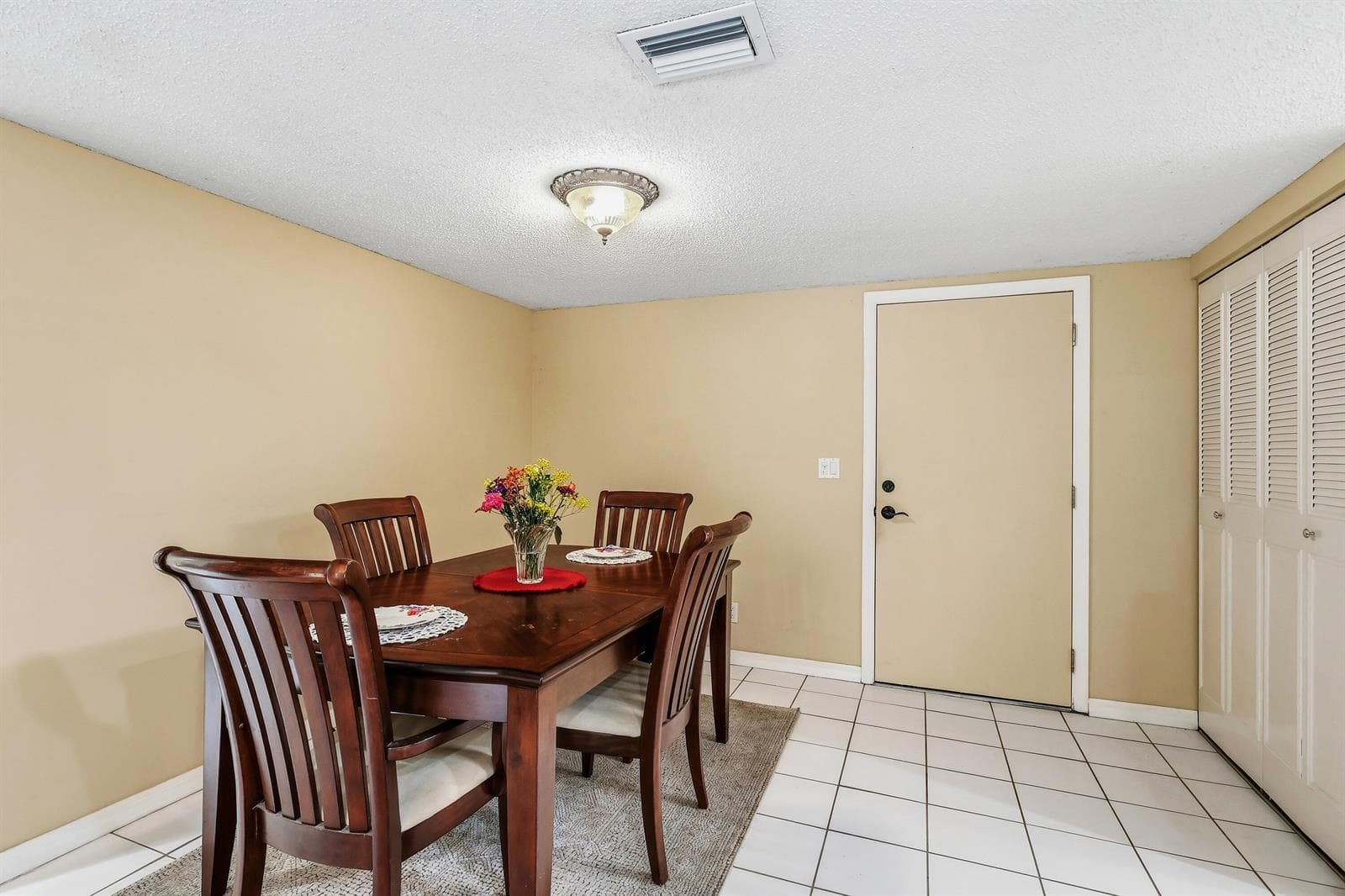 215 Lake Carol Drive photo 4