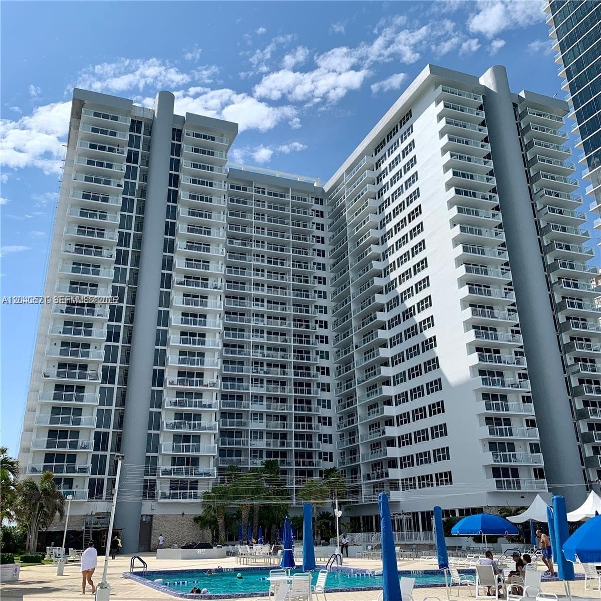 2030 S Ocean Dr 2204 photo 18
