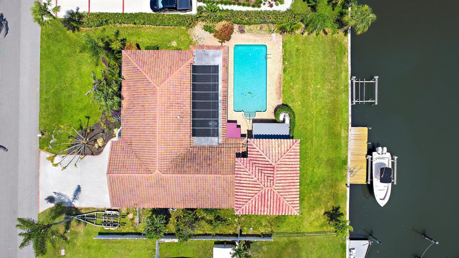 8422 SE Royal Street photo 4