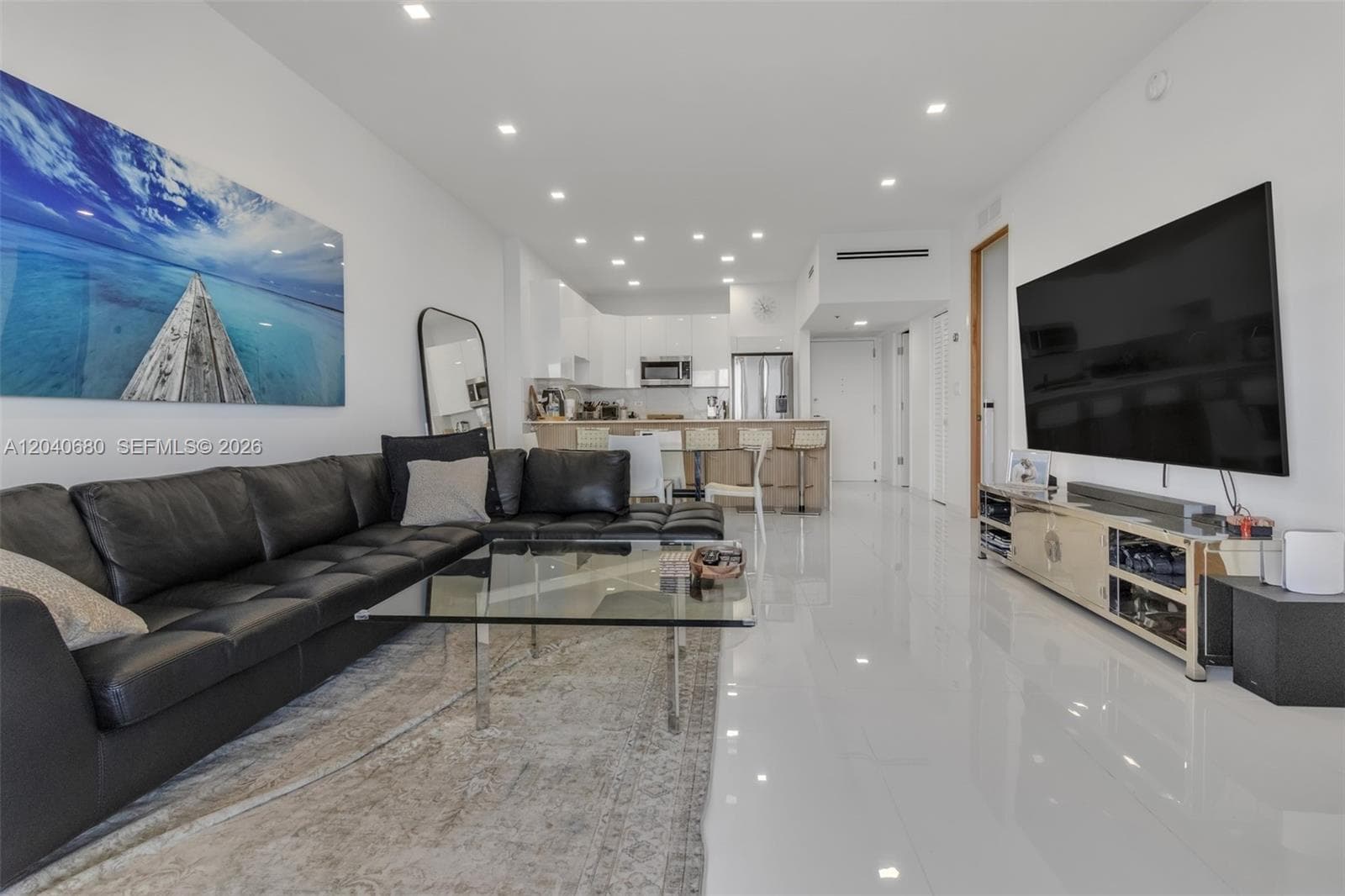 5701 Collins Ave PH08 photo 4