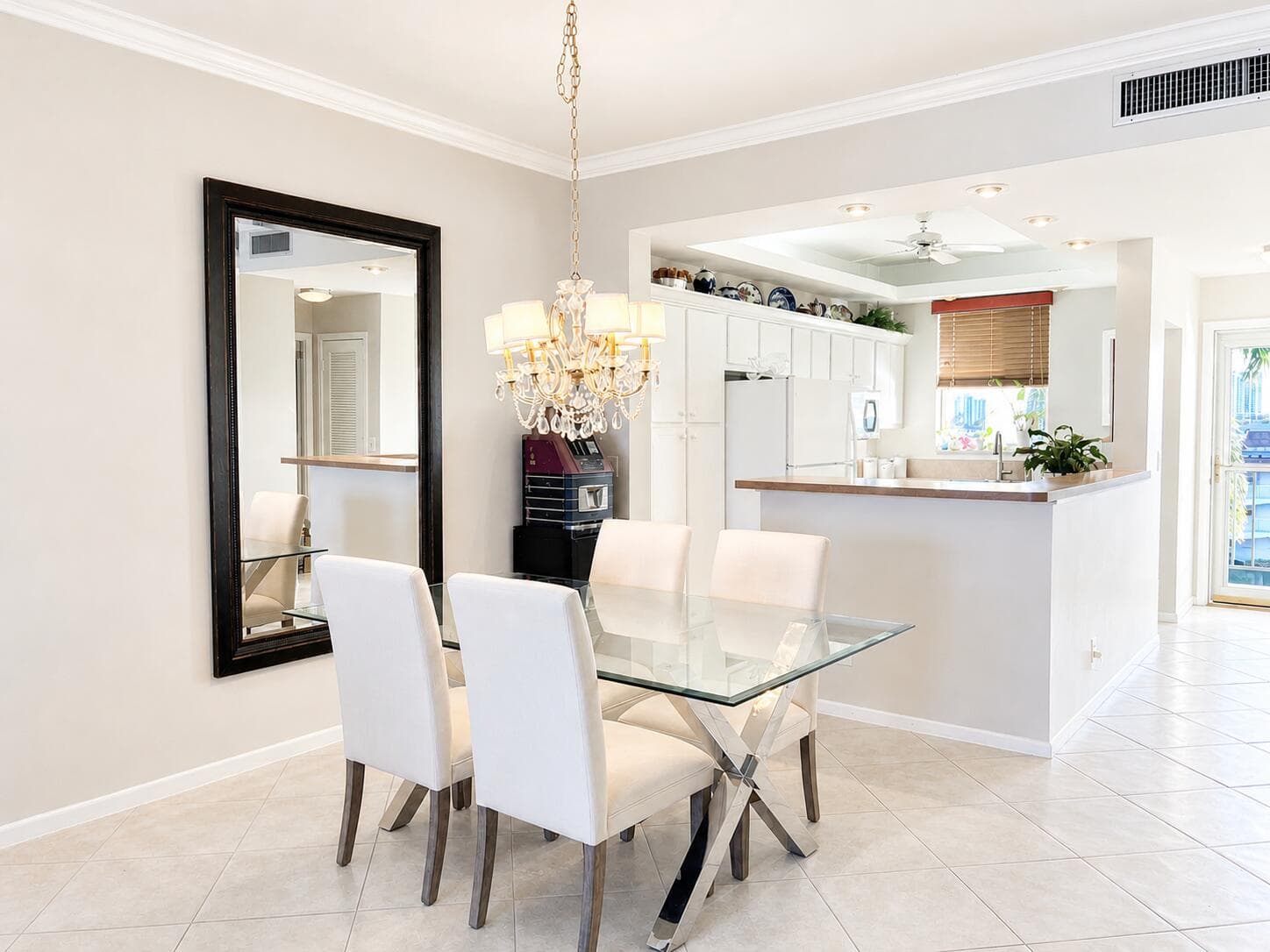 100 Paradise Harbour Boulevard 506 photo 3