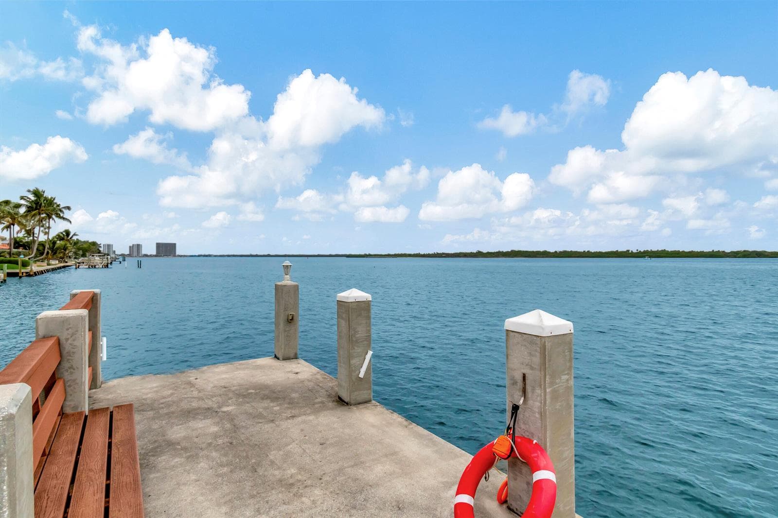 100 Paradise Harbour Boulevard 506 photo 20