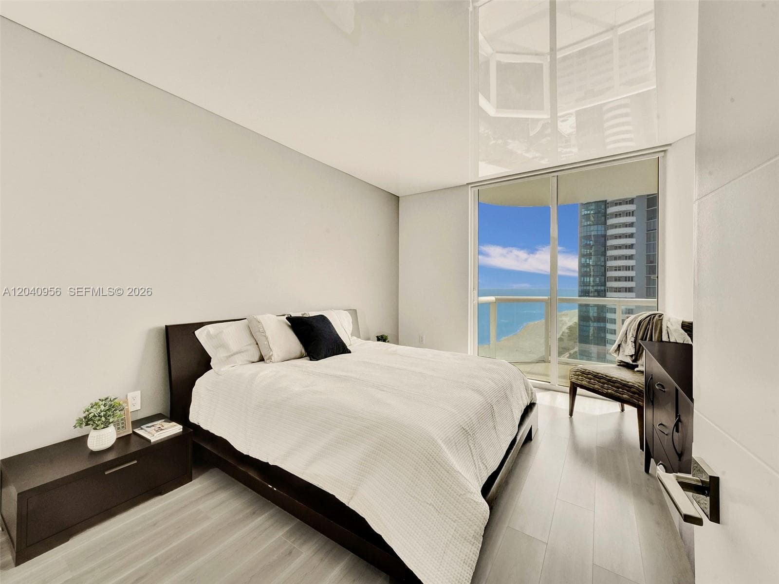 6365 Collins Ave 2407 photo 6