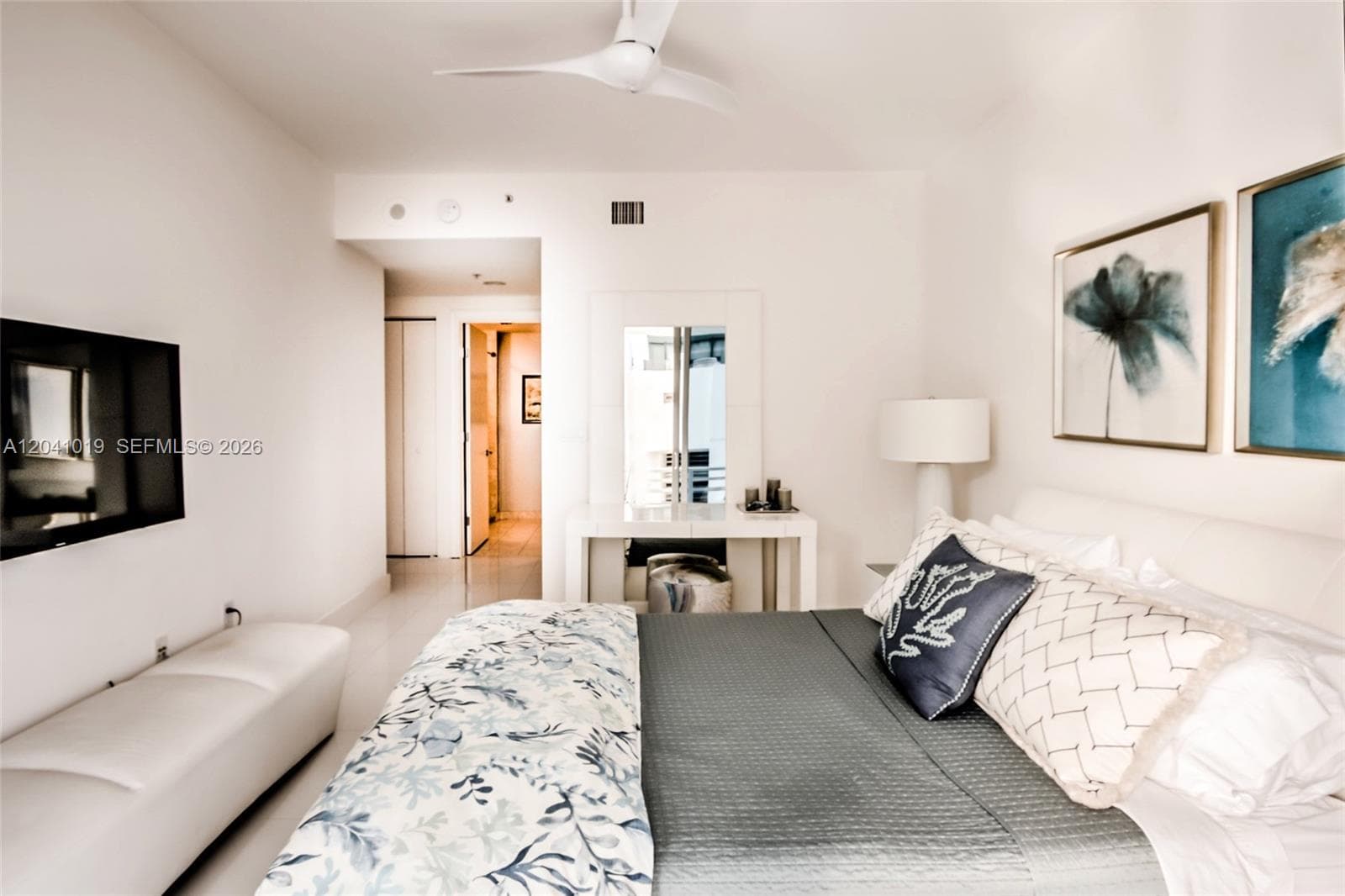 3535 S OCEAN DR 705 photo 11