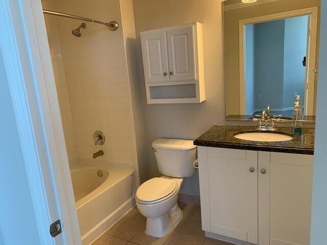 255 Evernia Street 1406 photo 6