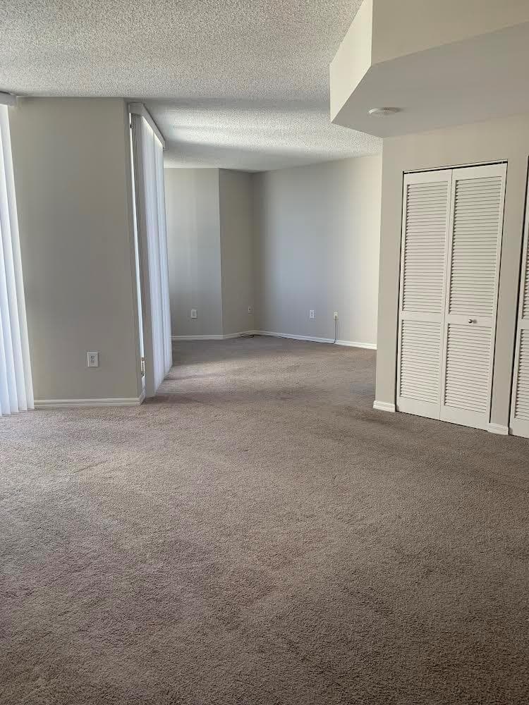 255 Evernia Street 1406 photo 11