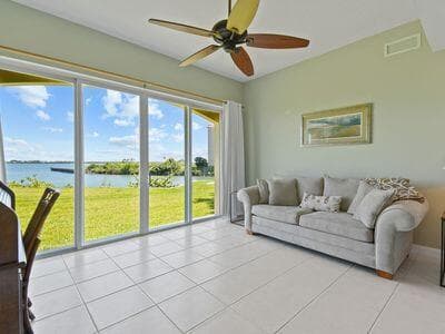 4 Harbour Isle Drive E 106 photo 19