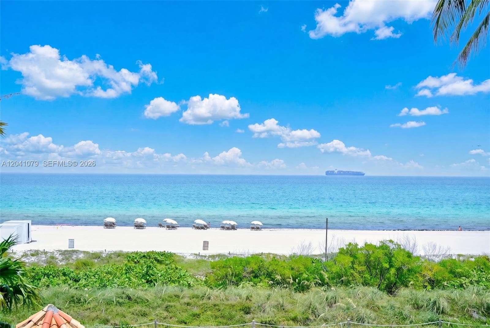 5757 Collins Ave 405 photo 2