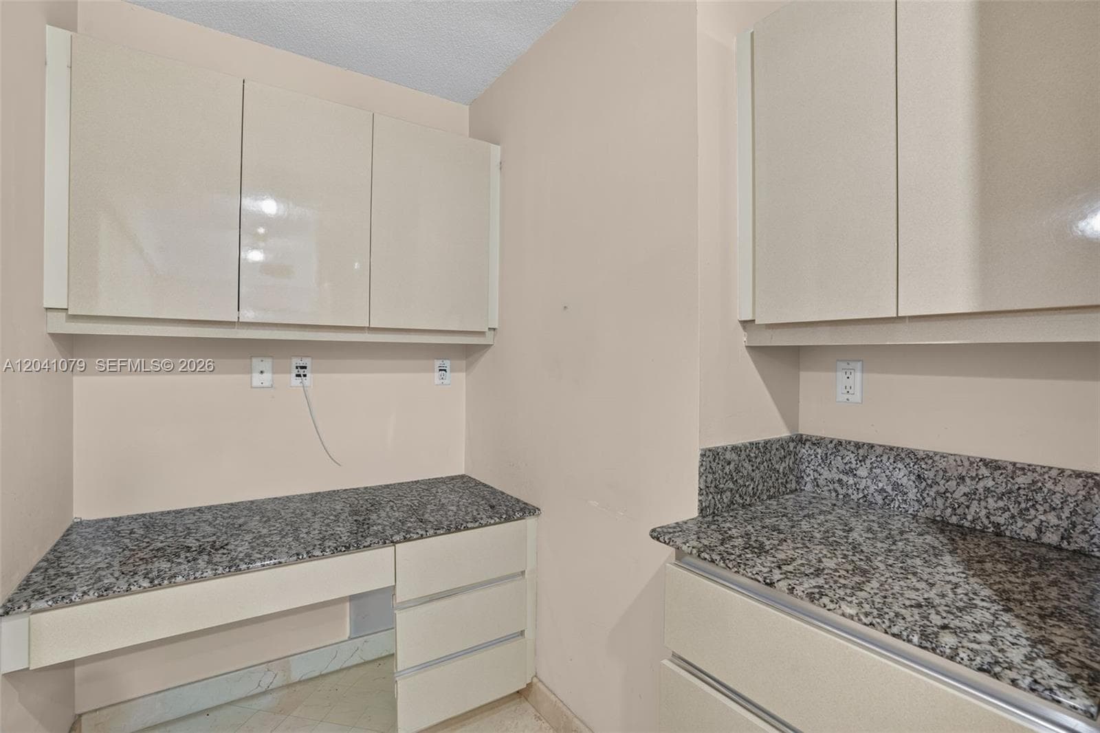 5757 Collins Ave 405 photo 15