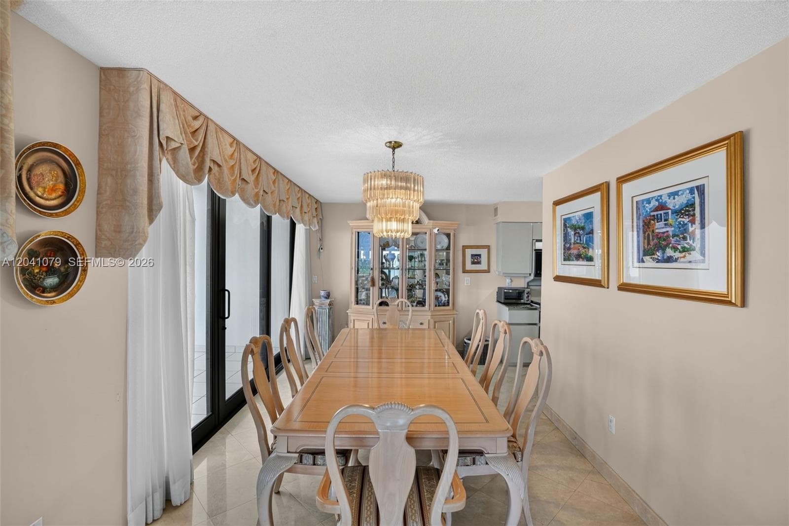 5757 Collins Ave 405 photo 11