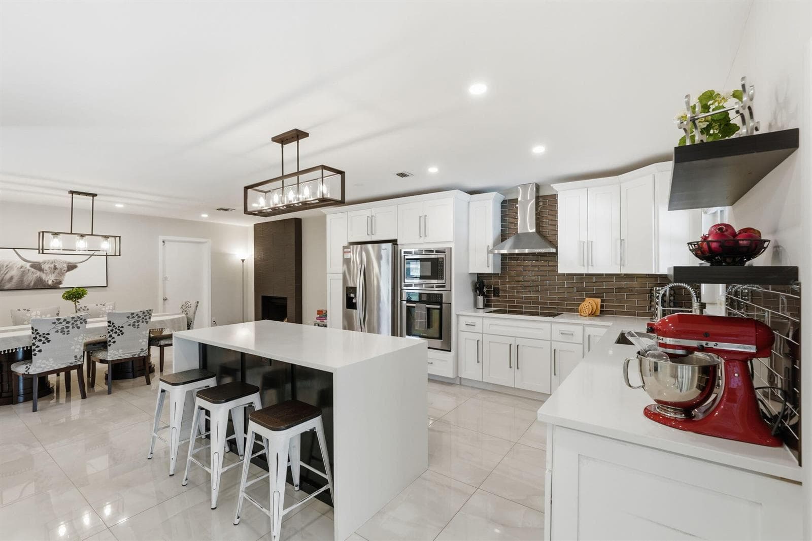 1799 Shower Tree Way photo 4