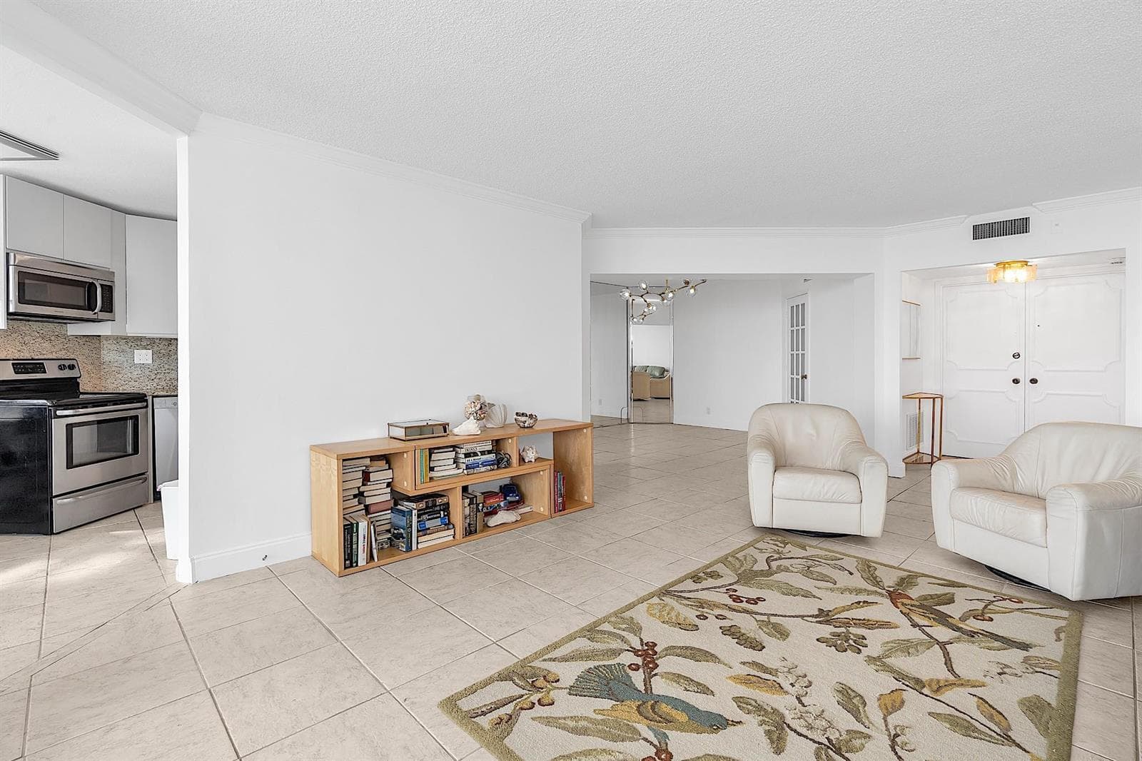 1340 S Ocean Boulevard 1106 photo 6