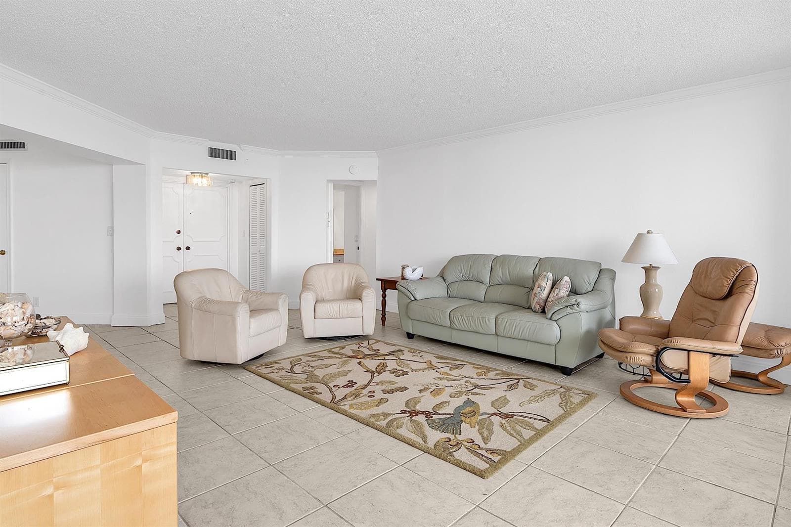 1340 S Ocean Boulevard 1106 photo 7