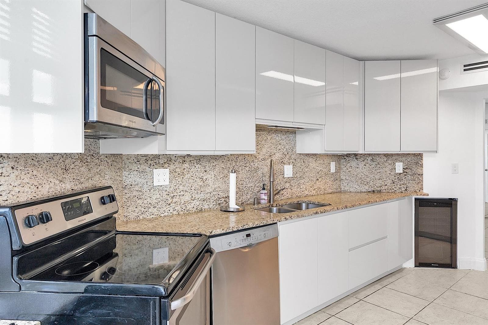 1340 S Ocean Boulevard 1106 photo 15