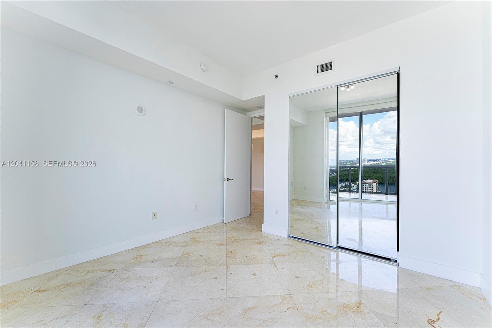 15901 Collins Ave 2805 photo 13